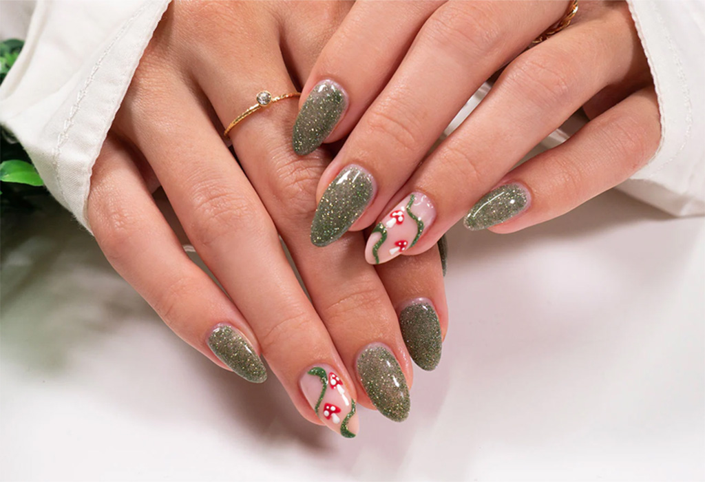 Beautiful Outdoor-inspired Nails